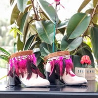 Pink Feathers, poke dot feathers, brown leather